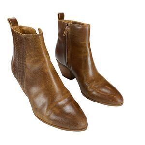 FRYE AND CO. Brown Ankle Boots